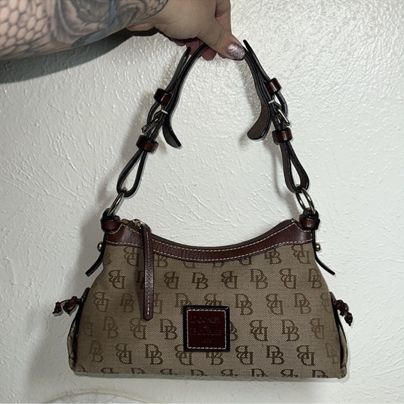 Dooney & Bourke 1975 Vintage Signature DB Logo Shoulder Bag - Picture 6 of 10